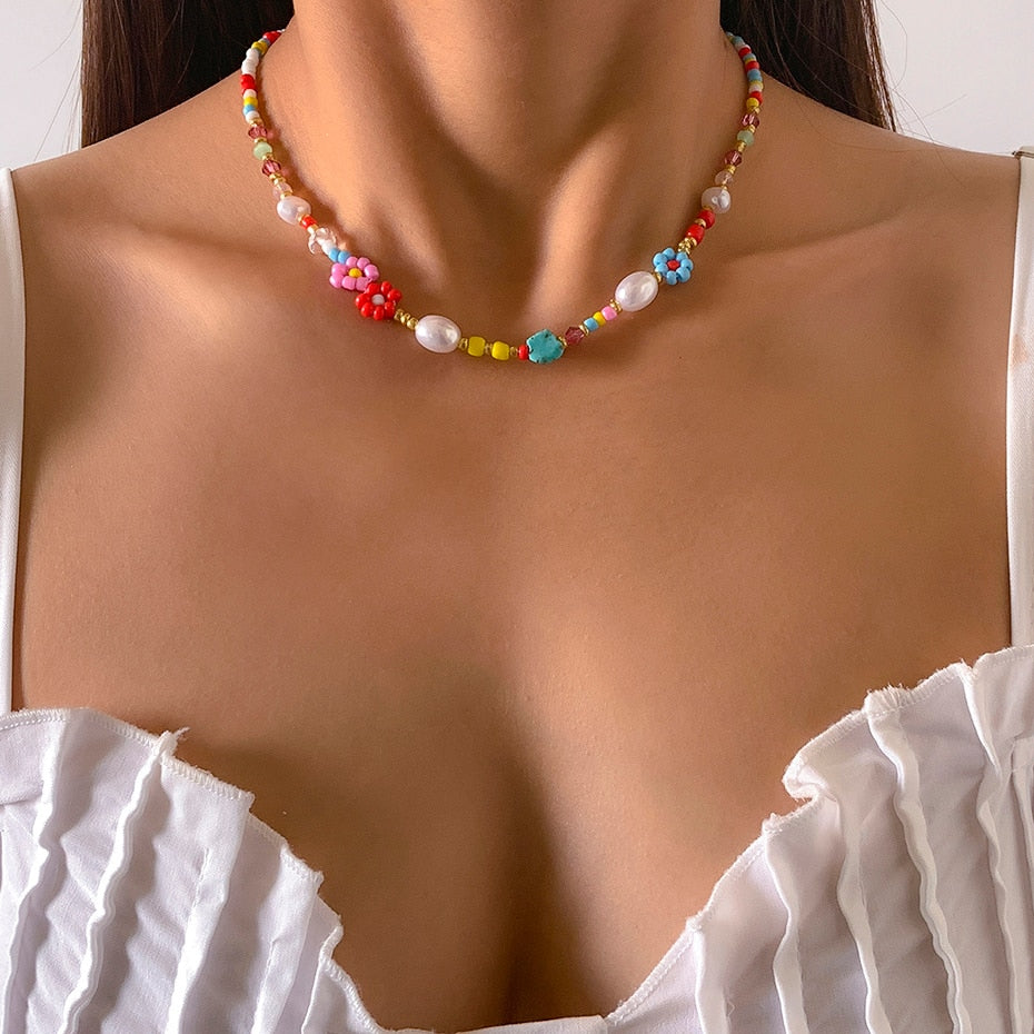 Aveuri Baroque Simulated Pearls Cute Flowers Colorful Hand-woven Beaded Short Clavicle Chain Choker Necklace For Women Girls Jewelry