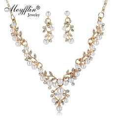 Vintage Simulated Pearl Jewelry Sets for Women 2023 Fashion Flower Statement Necklace and Earring Set Wedding Party Accessories