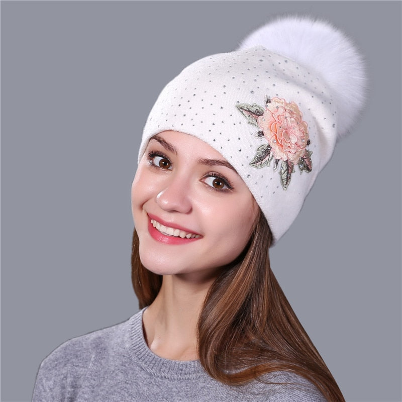 Christmas Gift Female winter hat fashion embroidery knitted beanie hat for women real fox fur pom pom wool hat Skullie hat girls gorro