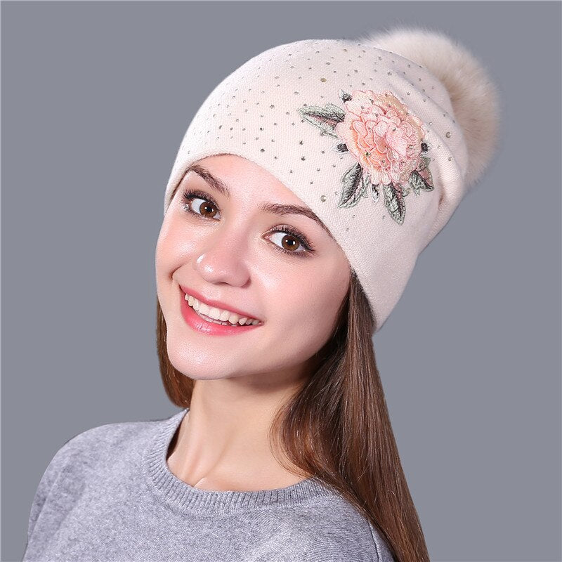 Christmas Gift Female winter hat fashion embroidery knitted beanie hat for women real fox fur pom pom wool hat Skullie hat girls gorro