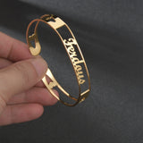 Christmas Gift Aveuri Customized Letter Name Bracelet Personalized Custom Bangles Women Men Rose Gold Stainless Steel Chrismas Jewelry Gift