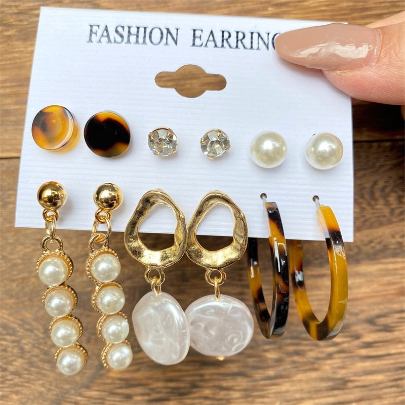 Aveuri Christmas Gift EN Vintage Gold Hoop Earrings Set for Women Girl Pearl Circle Hoop Earring Big Piercing Brinco Fashion Jewelry 2023 New Gifts