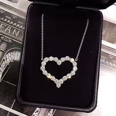 Aveuri  Delicate Hollow Heart Pendant Necklace Shiny Round Zircon Bridal Marriage Jewelry Versatile Statement Necklaces for Women