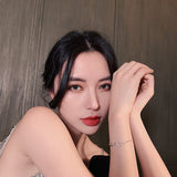 Aveuri 2023 new luxury geometric circle clasp Bracelet Fashion Korean women jewelry sexy party  Bracelet student exquisite bracelet