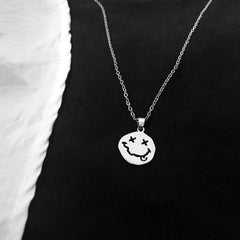 Aveuri Punk Smiley Face Necklace Gothic Style Hip Hop Chain Smile Pendant Necklace For Women Men Girl Neck Chain Couple Streetwear Gift