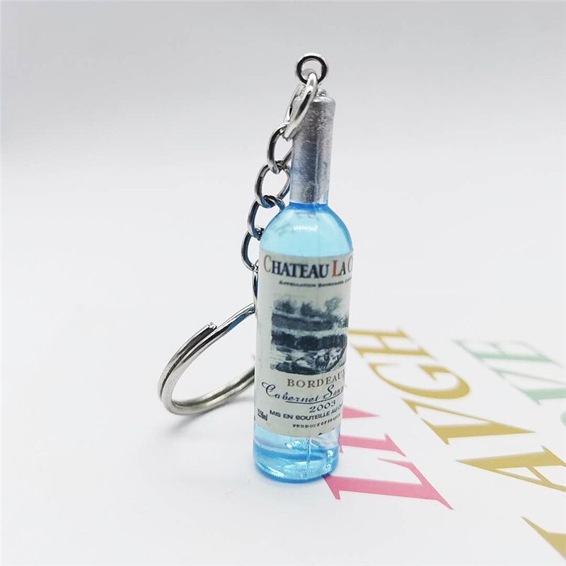 Aveuri Cute Novelty Resin Beer Wine Bottle Keychain Assorted Color For Women Men Car Bag Keyring Pendant Accessions Wedding Party Gift