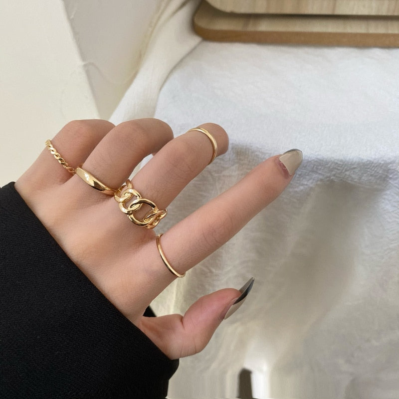 LATS Punk Gold Wide Chain Rings Set for Women Girls Fashion Irregular Finger Thin Ring 2023 Female Trendy Jewelry Party Gift