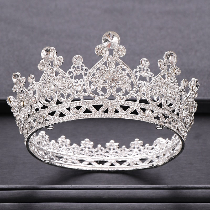 Aveuri Back to school Gold Color Big Round Crowns Baroque Tiara Crown Crystal Heart Wedding Hair Accessories Queen Princess Diadem Bridal Ornaments