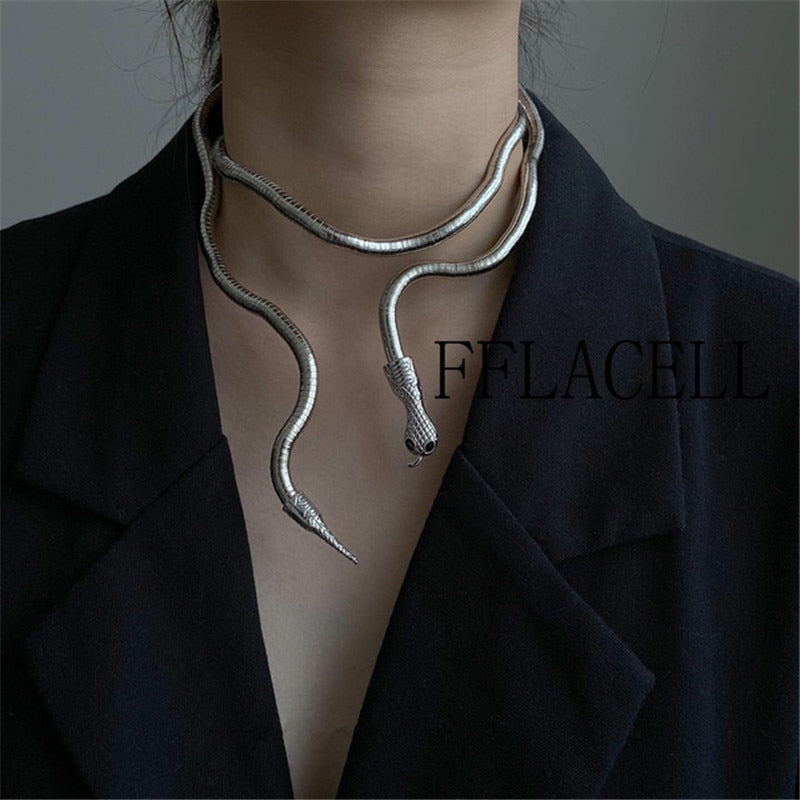 Aveuri 2023 New Gothic Metal Cool Gold Silver Color Winding Snake Necklace For Women And Men Jewelry