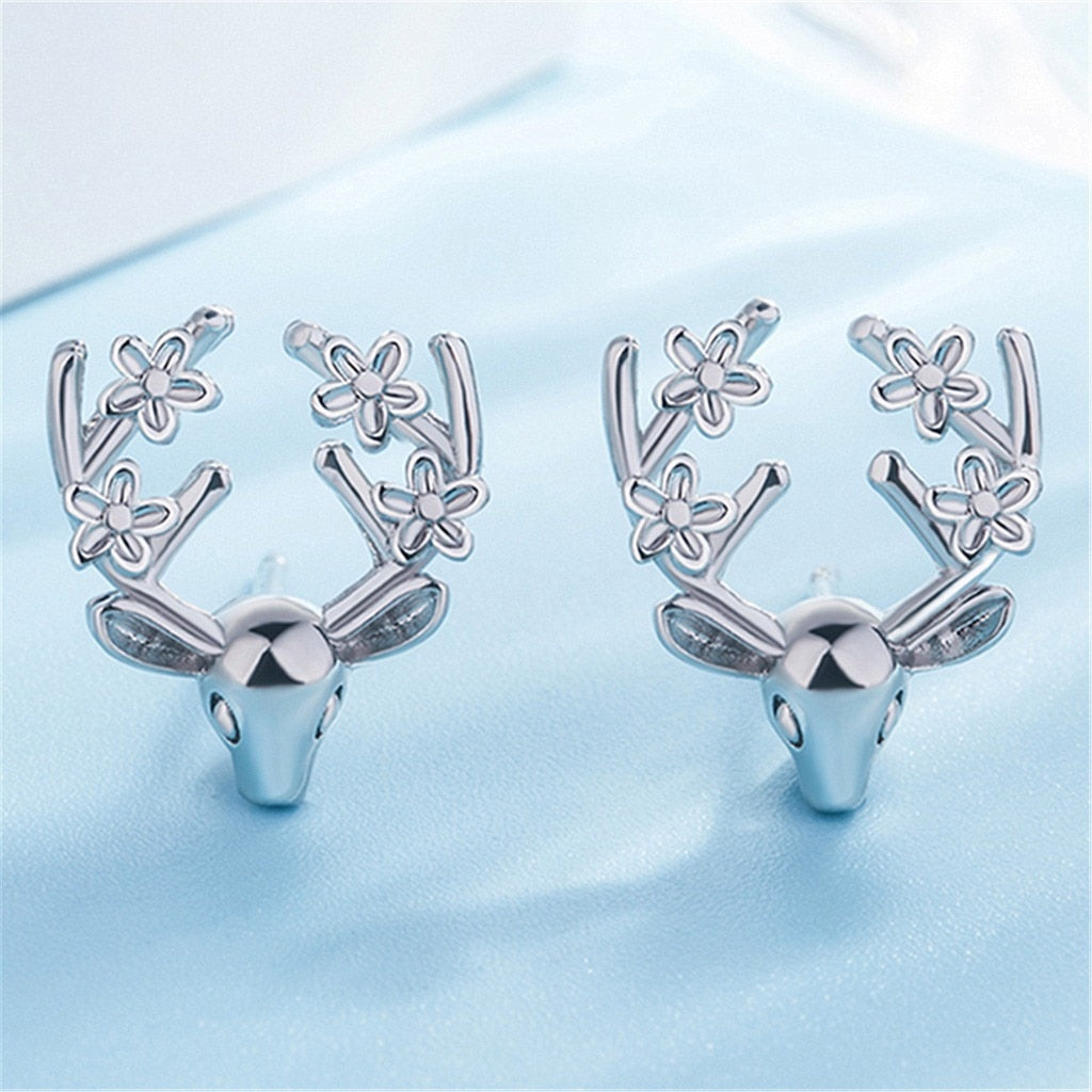 Christmas Gift Cute Christmas Elk Dangle Earring For Women Butterfly Knot Star Pendant Drop Earring Fashion Xmas Jewelry Gift