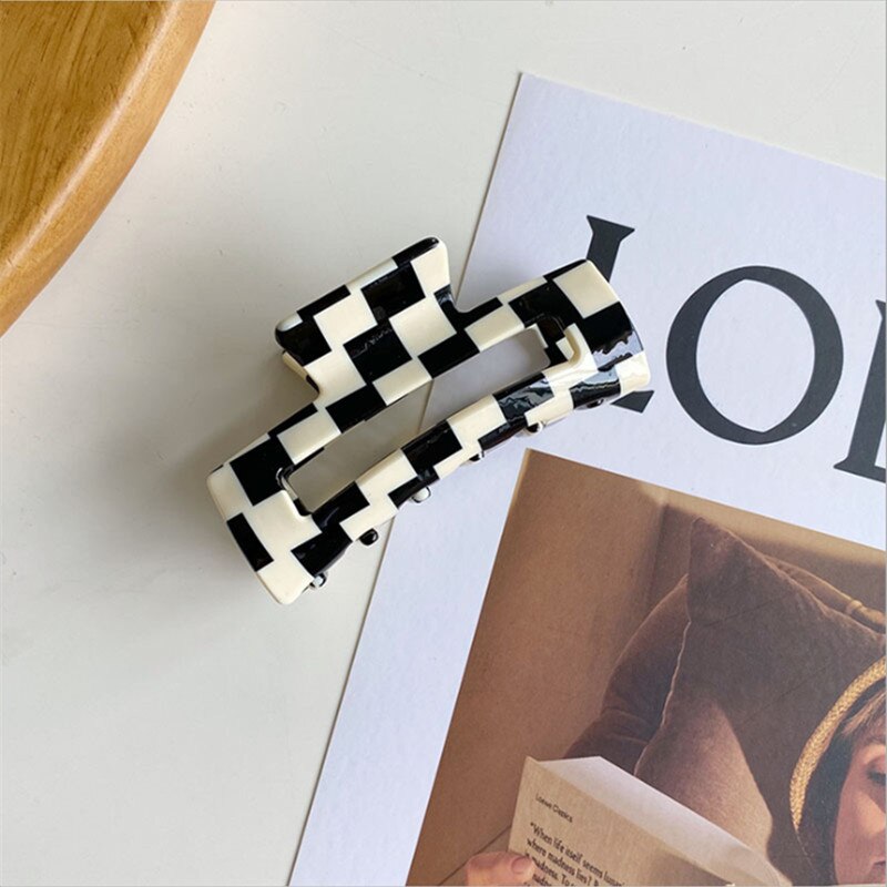 Boutique Black And White Checkerboard Acetate Hair Claws Catch Shark Clips Fashion Hair Accessories Women Cute Hairpin Headband