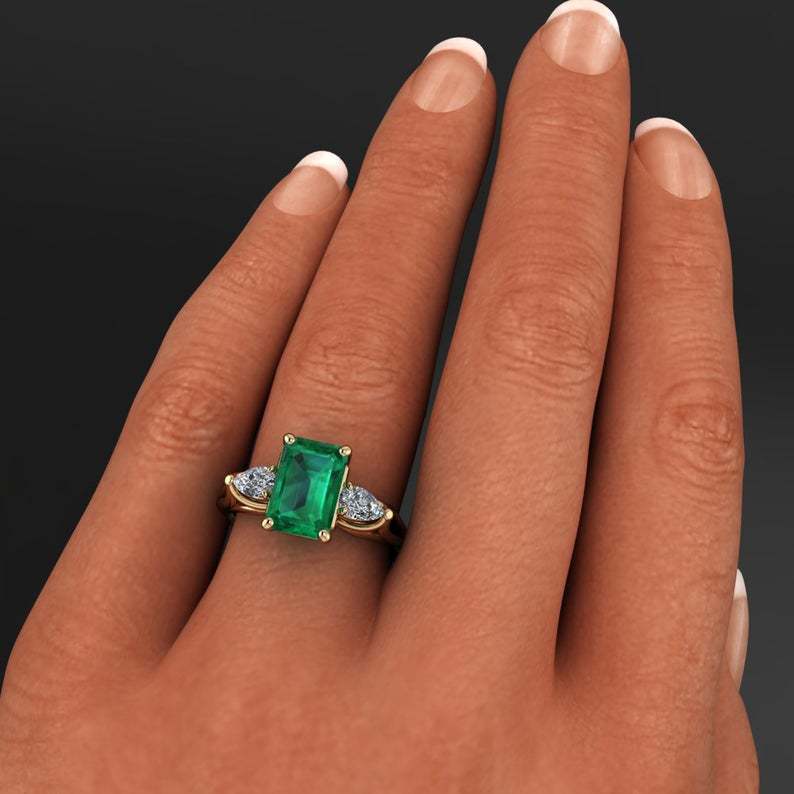 Aveuri Gold Ring for Females 14k Gold color Jewelry Green Emerald Ring for Women Bague Diamant Bizuteria De Pure Emerald Gemstone