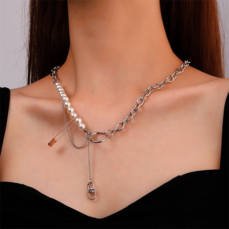 Aveuri 2023 Irregular Fashion Pearl Safety Pin Lock Chain Choker Necklace For Women Punk Personality Ring Pendant Necklace Statement Jewelry