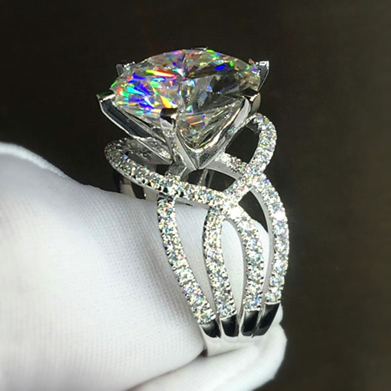 Graduation Gift Elegant Women Eternity Ring Gorgeous Wedding Bands Accessories Dazzling White CZ Fashion Rings Female Jewelry Wholesale