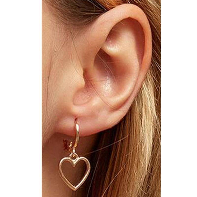 Simple Design Hollow Heart Drop Earrings Vintage Sweet Girl Dangle Earring Gift for Women 2023 Fashion  Jewelry AM2112
