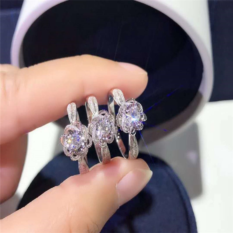 Real 14 K White Gold Ring for Women Origin Natural Moissanite Gemstone Bizuteria Tension Setting Crown Shape 14K Gold Jewelry