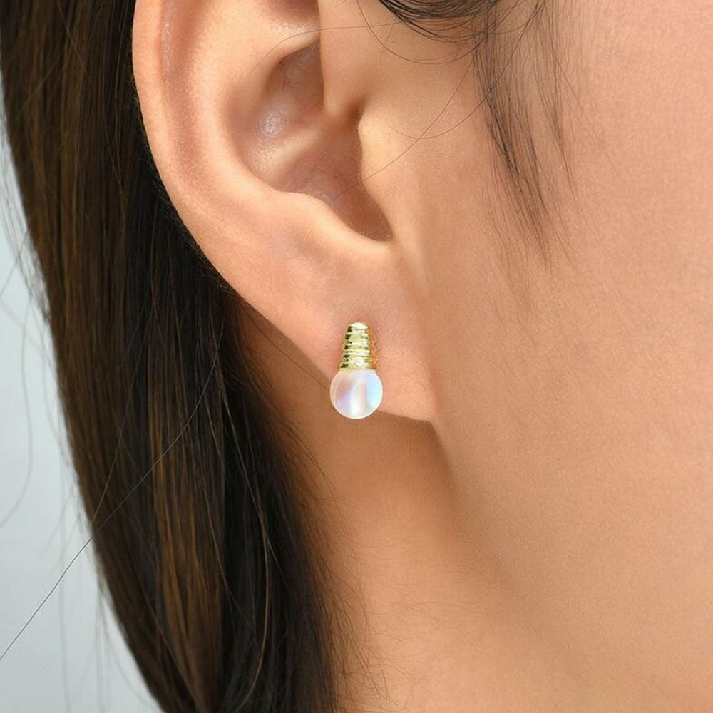 Aveuri Women Cute Light Bulb Small Stud Earrings Minimalist Colorful Resin Earrings Jewelry Accessories For Friends Gifts