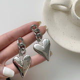 Aveuri 2023 New Fashion Hip Hop Punk Silver Color 3D Three-Dimensional Love-Heart Stud Earrings For Women Girls Trendy Party Jewelry Gift