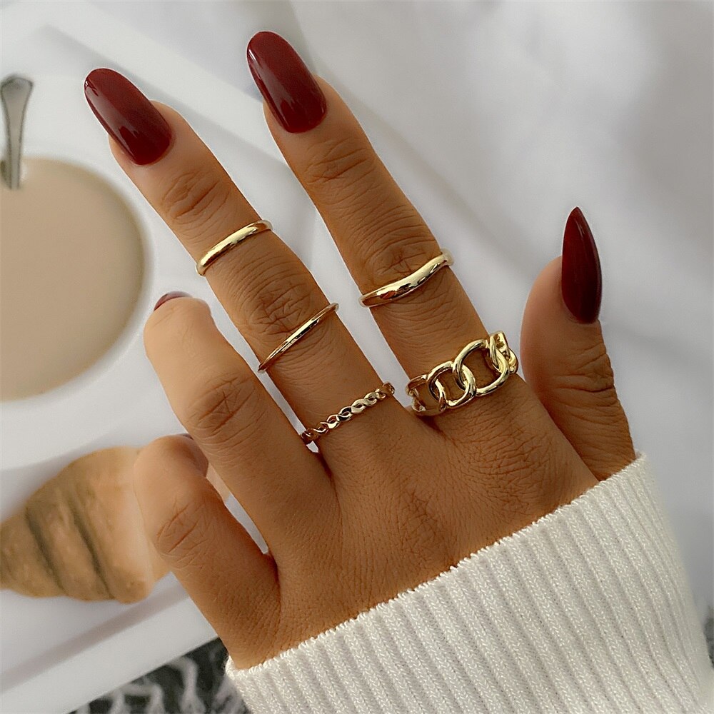 Aveuri Punk Gold Wide Chain Rings Set For Women Girls Fashion Irregular Finger Thin Rings Gift 2023 Female Jewelry Party