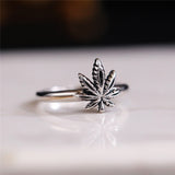Graduation Gift Vintage Maple Leaf Band Rings for Women Antique Color Daily Wear Delicate Finger Accessories Party Versatile Girl Jewelry