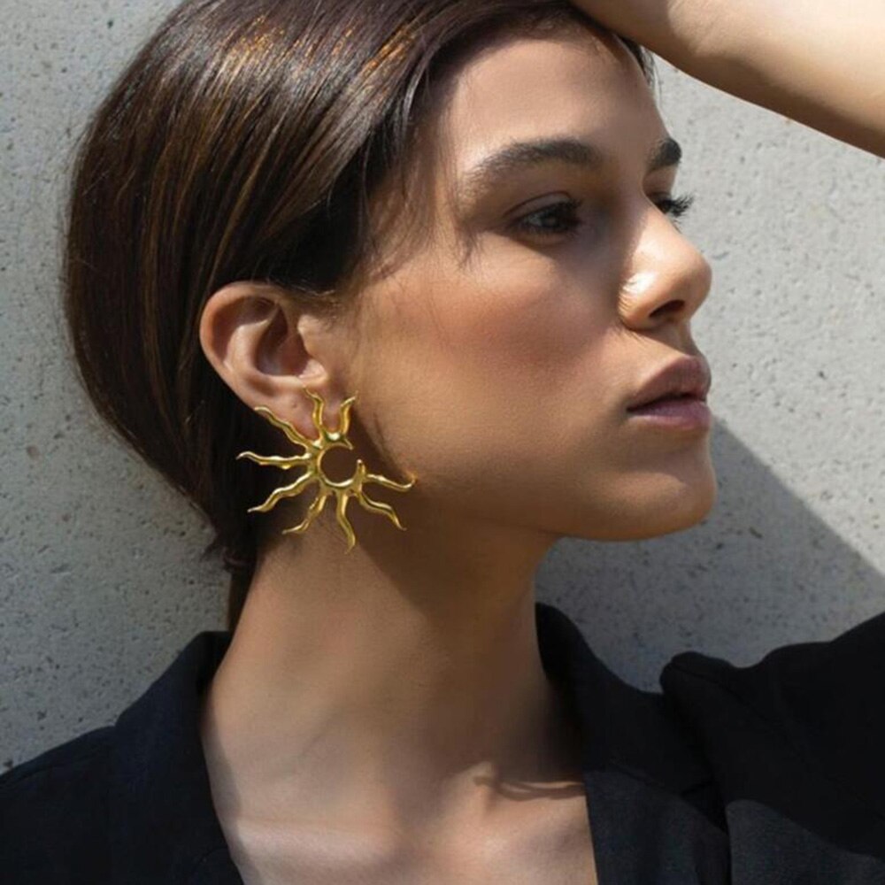 Aveuri Women Vintage Exaggerated Drop Earrings Dangle Earrings Wild Sun Earings Female Fashion Jewelry Gift New