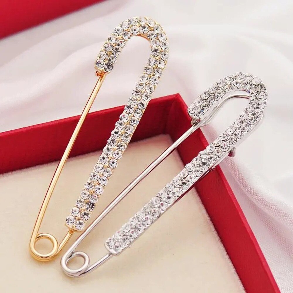 Aveuri 5 PCS Shiny Rhinestone Tighten Clothes Brooch Pins Decoration For Girl Luxury Crystal Diy Lapel Pin Set Sweater Waistband Buckl