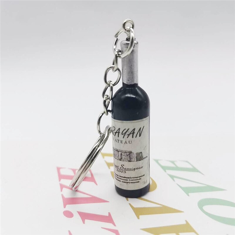 Aveuri Cute Novelty Resin Beer Wine Bottle Keychain Assorted Color For Women Men Car Bag Keyring Pendant Accessions Wedding Party Gift