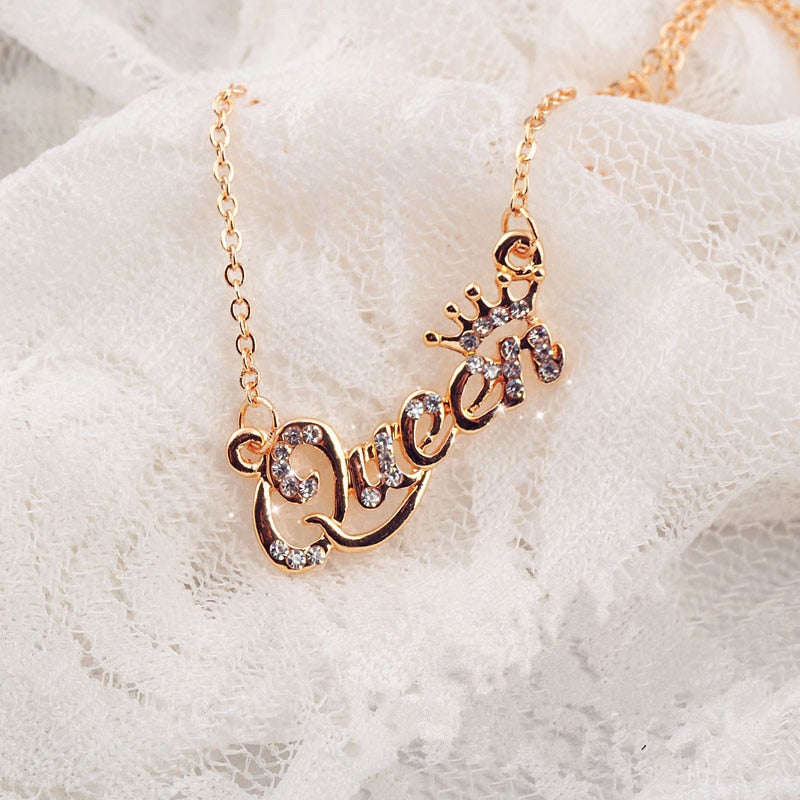 Aveuri New Fashion Luxury Gold-Color Queen Crown Chain Necklace Zircon Crystal Necklace Women Fashion Jewelry Birthday Present Gifts