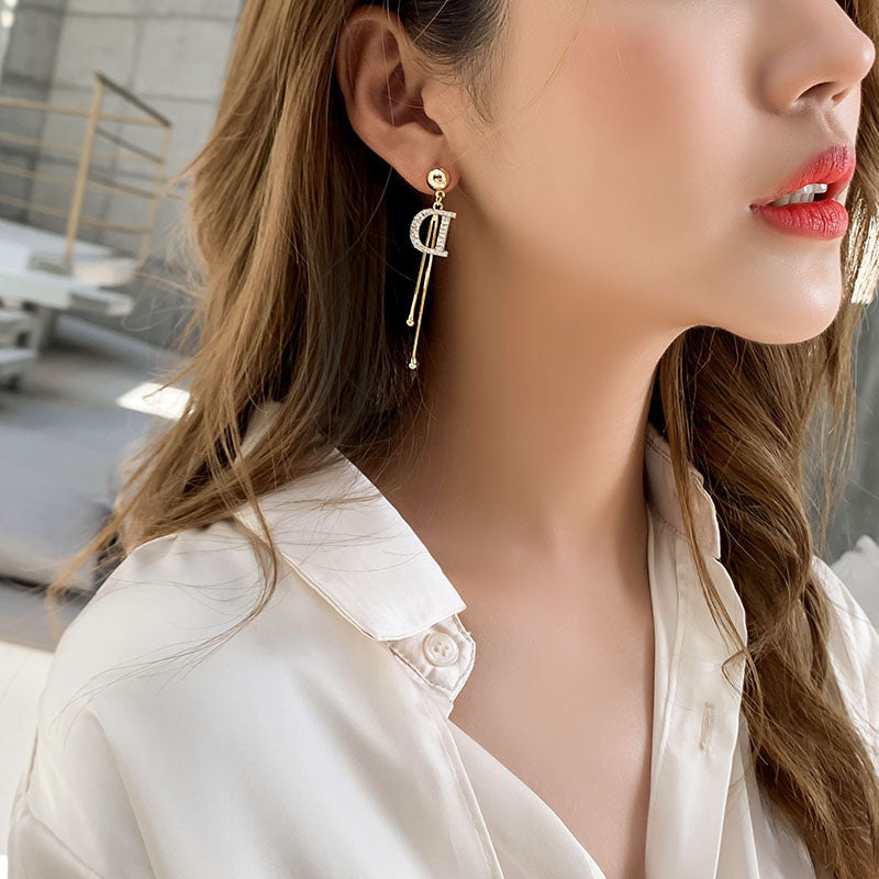 Christmas Gift 2023 new classic D letter Dangle Earring South Korean women's fashion jewelry personality metal Tassel Earrings party accessorie
