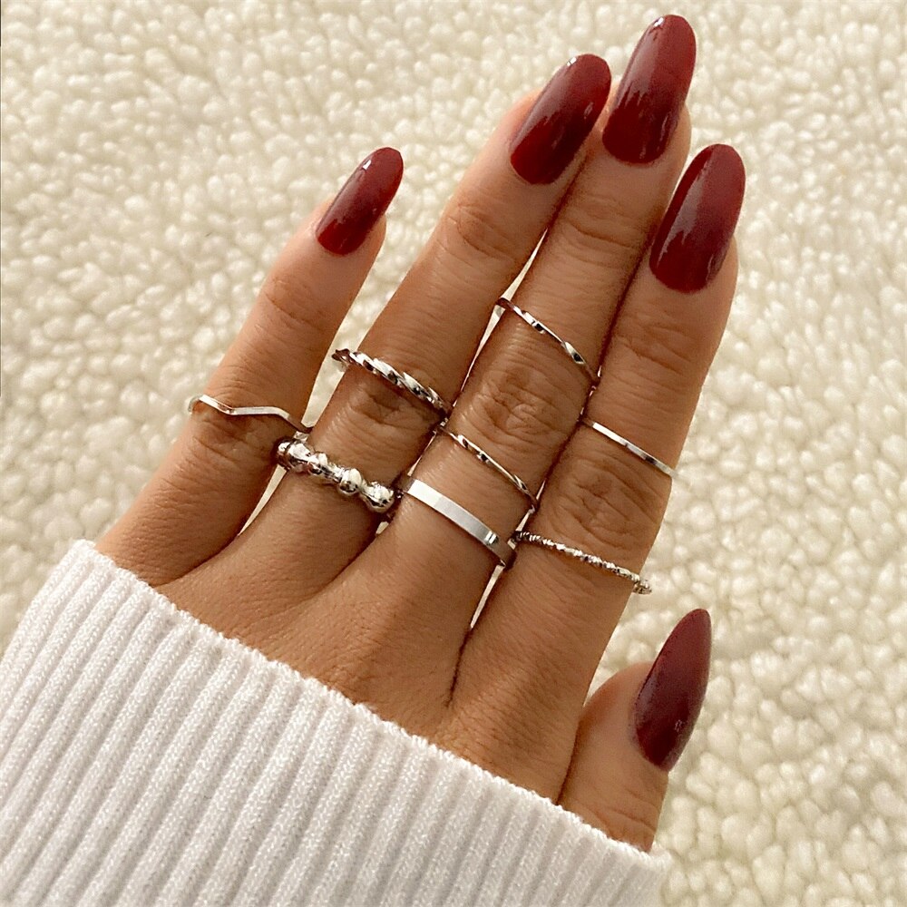 Aveuri Punk Gold Wide Chain Rings Set For Women Girls Fashion Irregular Finger Thin Rings Gift 2023 Female Jewelry Party