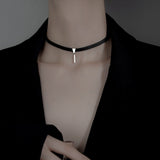 Christmas Gift New Design Simple Ladies Clavicle Chain Neck Fresh And Luxurious Word Black Cool Ribbon Temperament White Pendant Jewelry Gift