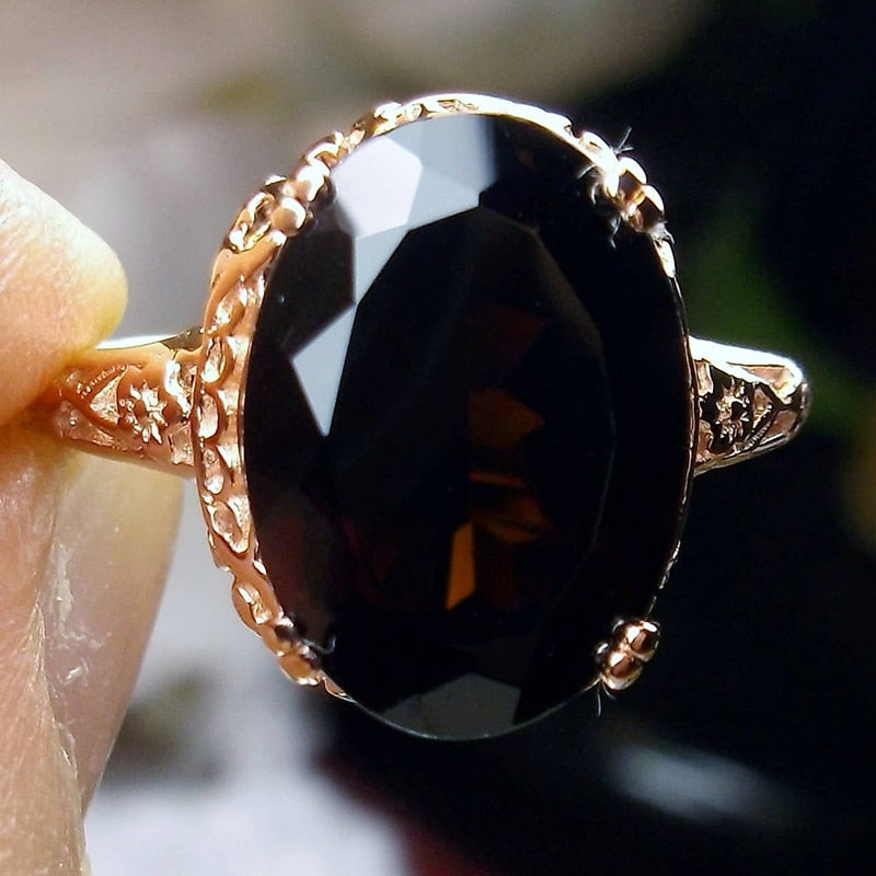 Aveuri  Hot Sale Anniversary Ring for Women 2021 Trendy Jewelry Romantic Carved Pattern Design Versatile Female Finger-rings Bulk