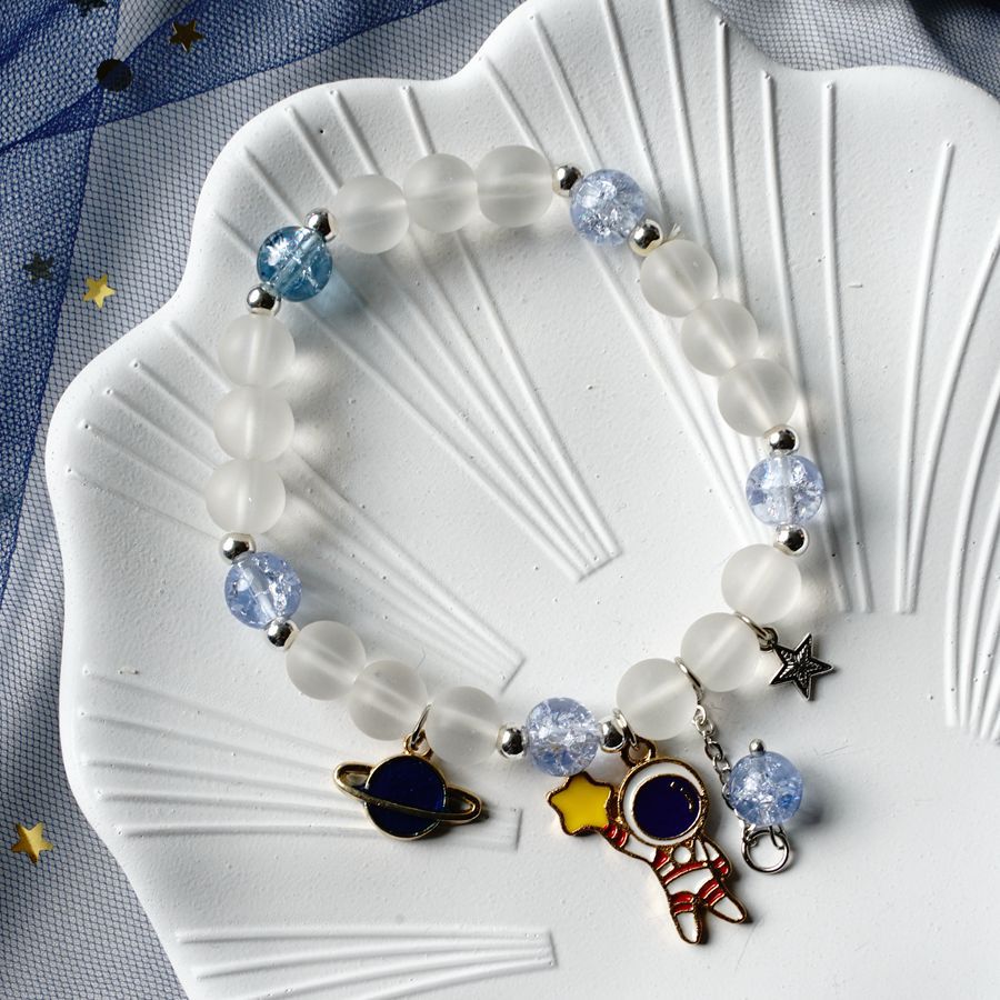 New temperament astronaut picking stars stars rope bracelet female niche design matte bead bracelet cross-border accessories