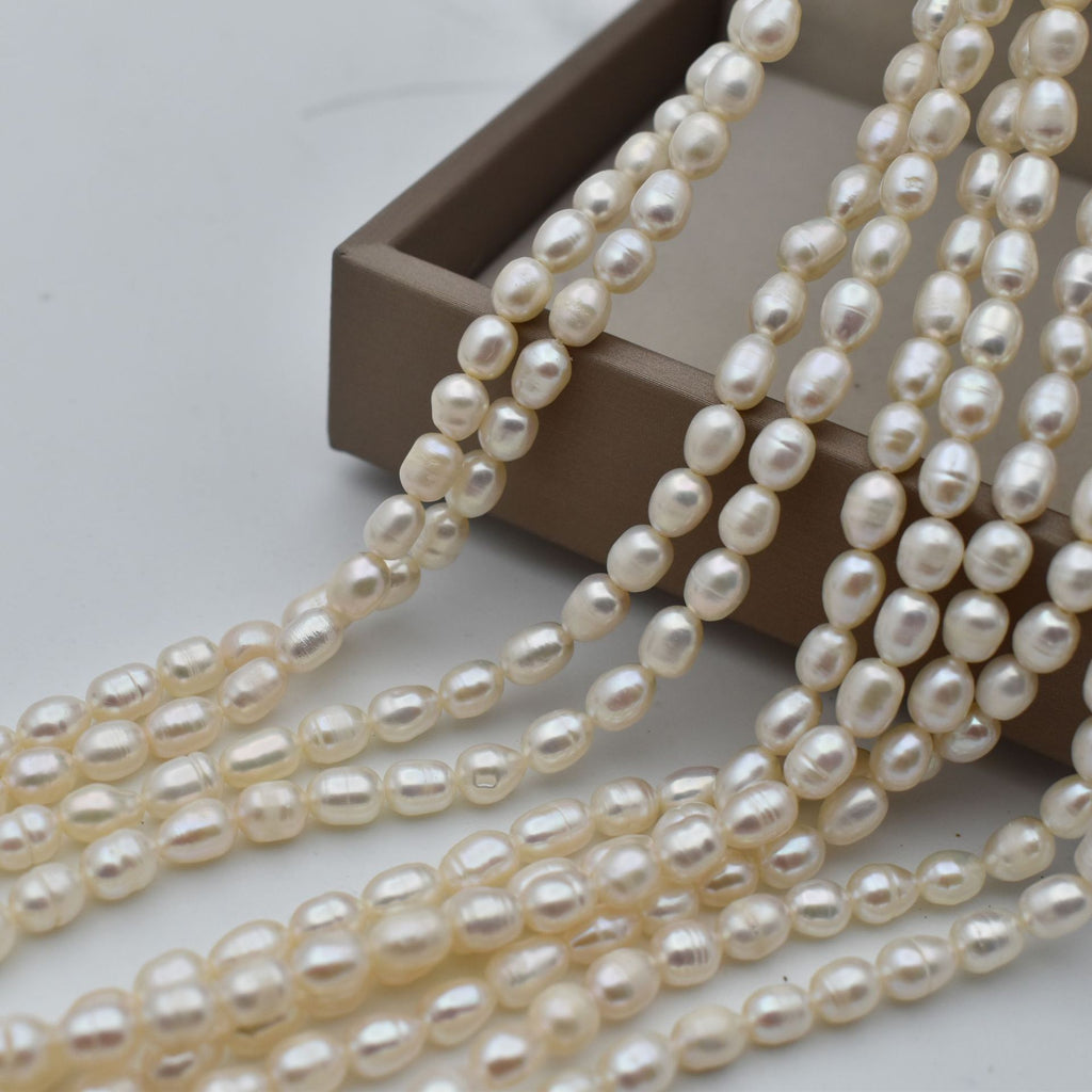 Necklace semi-finished product 4-5m Natural fresh water microdermattal rice beads DIY handmade bead rice-shaped pearl string bead female