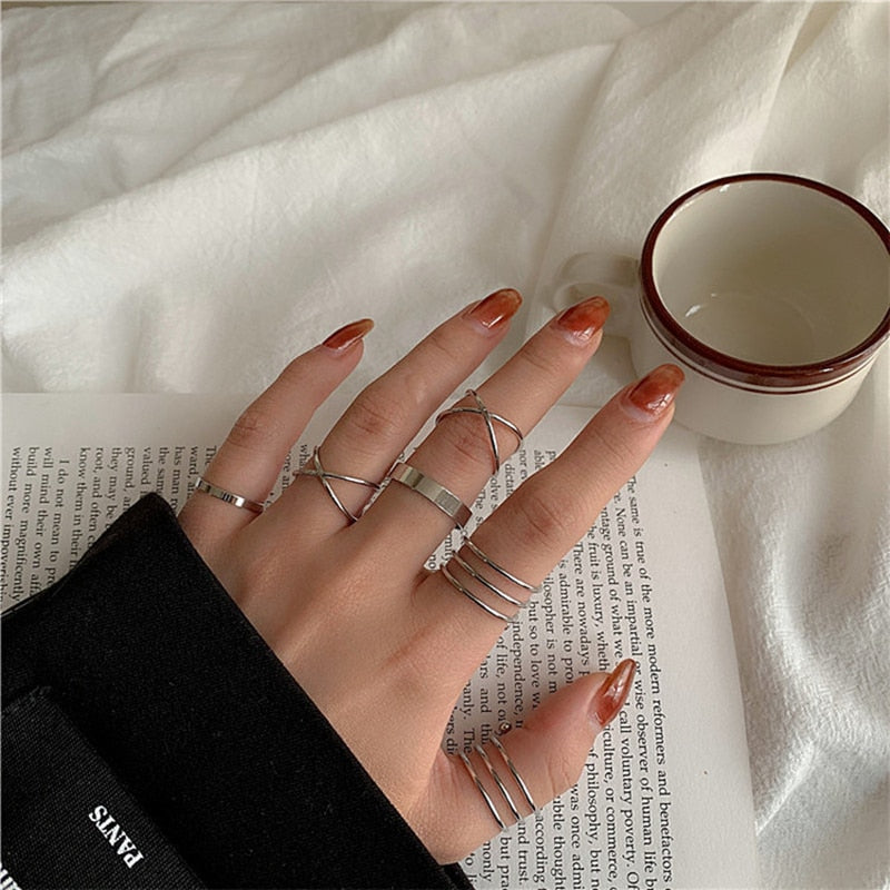 Aveuri European and American Retro Simple Love Ring Set for Women Creative Alloy Geometric Joint Rings 2023 Fashion Jewelry Gifts