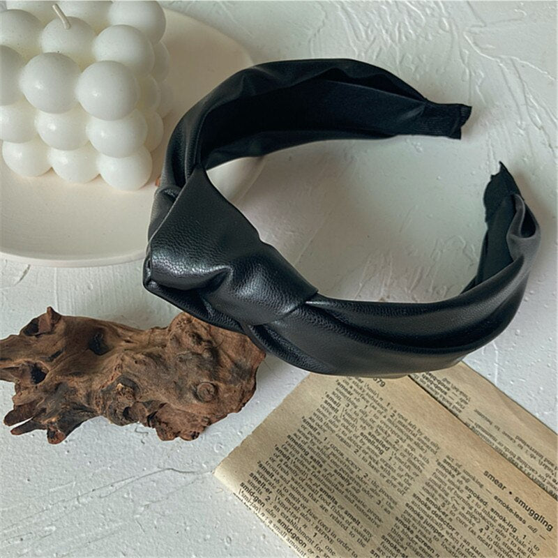 Aveuri Fashion Padded PU Leather Headbands For Women Solid Bow Knot Wide Bezel Hairbands Girls Hair Hoop Hairband Hair Accessories Gift