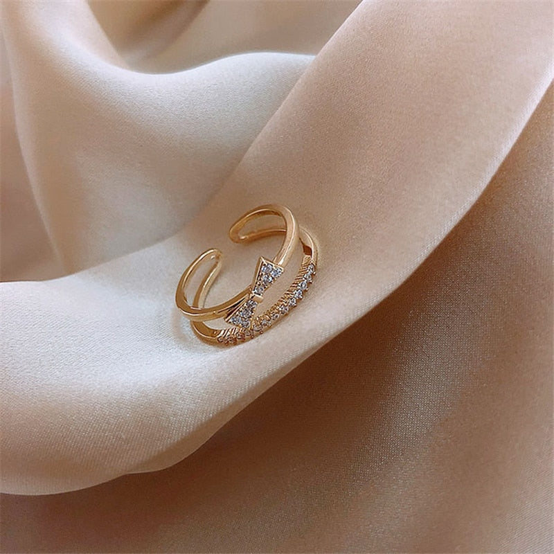 Aveuri Japanese and Korean Niche Simple Ring Gift Hollow design Gift idea Gold Ring Adjustable opening