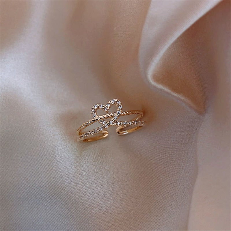 Aveuri Japanese and Korean Niche Simple Ring Gift Hollow design Gift idea Gold Ring Adjustable opening