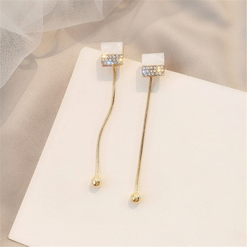 LATS Trend butterfly Pearl Long Earrings for women Moon Star Flower Rhinestone Wedding Dangle Earring Fashion Korean Jewelry