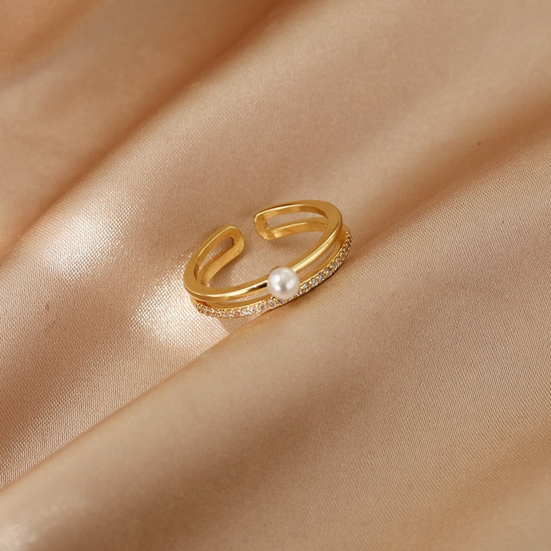 Aveuri Japanese and Korean Niche Simple Ring Gift Hollow design Gift idea Gold Ring Adjustable opening