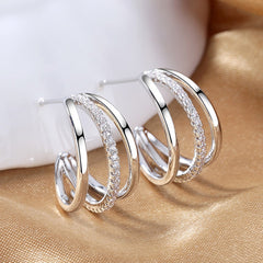 Aveuri High Quality Silver Color Claws Stud Earrings for Women Daily Wear Fashion Luxury Female Ear Accessories OL Style Jewelry