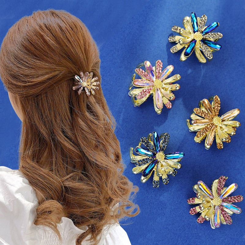 Aveuri 2022 Elegant Imitation Crystal Daisy Hairpin Grasping Clip Sen Flower Bangs Clip Hair Grasping The Back Of The Head