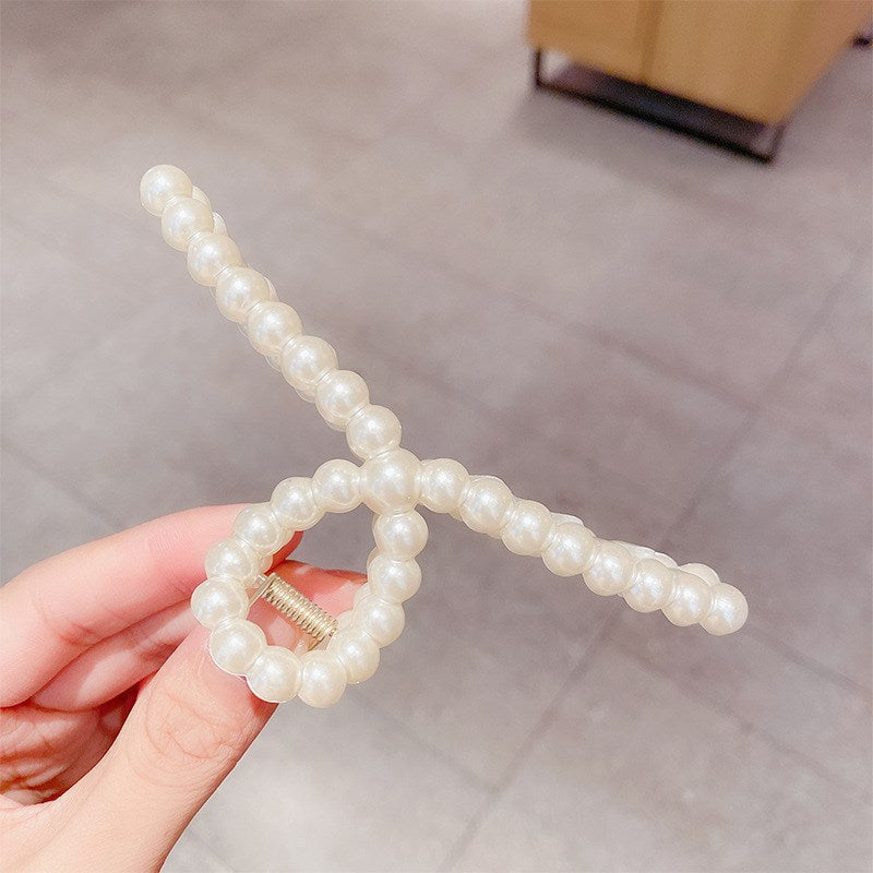 Aveuri Fashion Women Hair Claw Metal Hollow Simple Geometric Hairpin Elegant Cross Crab Bath Clip Girl Lady Headwear Hair Accessories