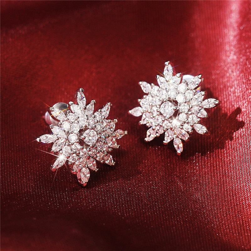 Graduation gift Aesthetic Crystal Flower Stud Earrings Women for Engagement Wedding Party Female Ear Fashion Jewelry with Brilliant CZ