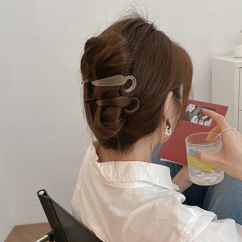 Aveuri Korea Duckbill Clip Hair For Women Girls Hairpin Top Clip Disk Hair Plastic Hair Claw Crab Clamps Makeup Headwear Accessories