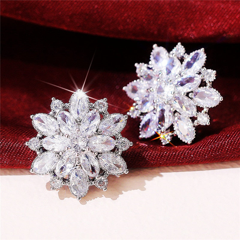 Graduation gift Aesthetic Crystal Flower Stud Earrings Women for Engagement Wedding Party Female Ear Fashion Jewelry with Brilliant CZ