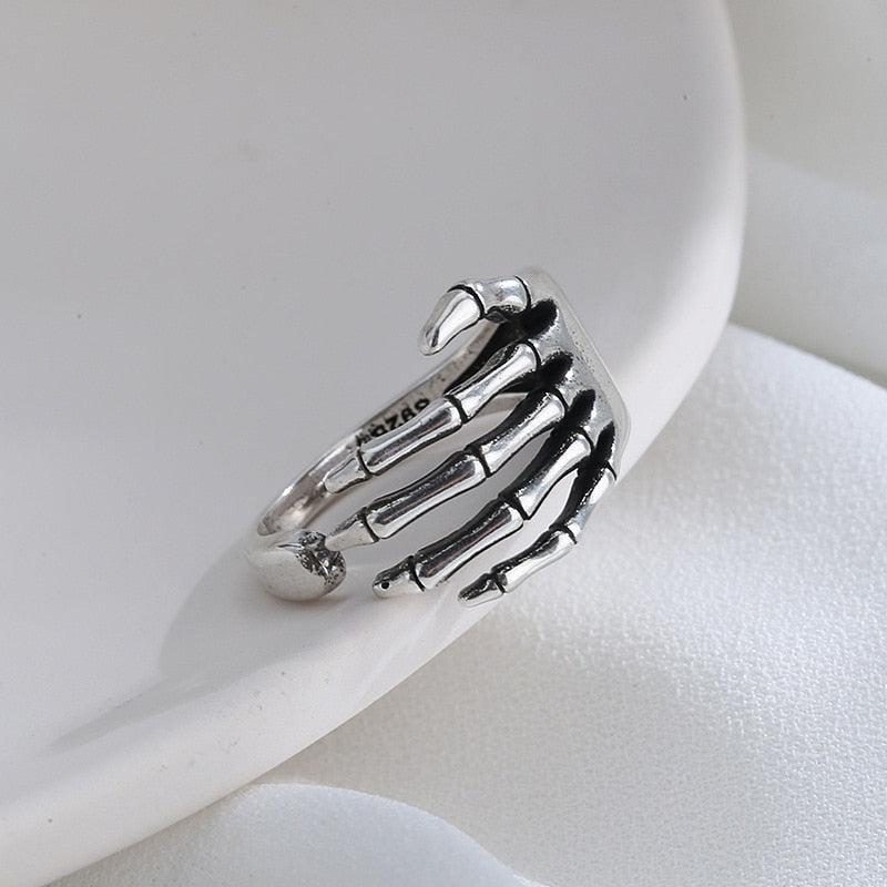 Resizable 925 Sterling Silver Ring Trend Punk Rock Vintage finger ring Skeleton Hand Loop Creative kofo Party Jewelry for Women