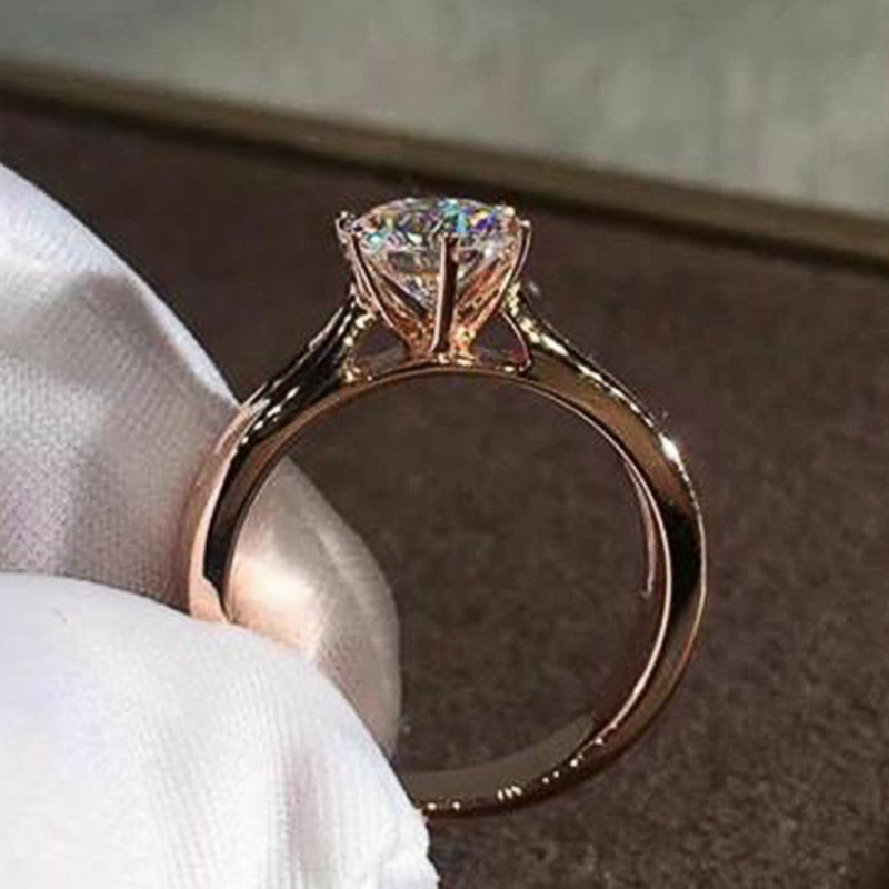 Aveuri Classic 6 Claws Cubic Zirconia Wedding Ring For Women Romantic Rose Gold Color Engagement Band Rings Eternity CZ Jewelry