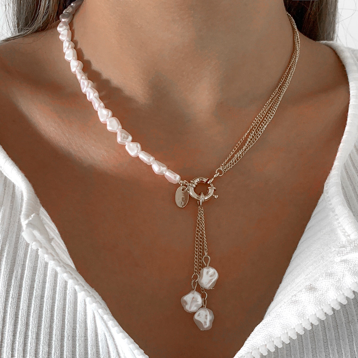 Aveuri Baroque Simulated Pearls Long Tassel Pendant Necklace For Women Beaded Link Chain Necklace 2023 Trend Lariat Wedding Jewelry