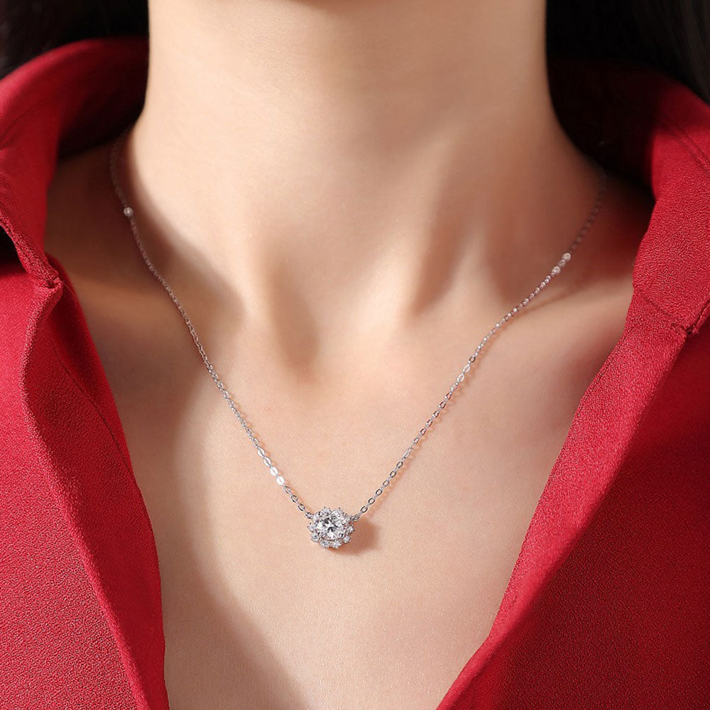 Aveuri 1 Carat Real Moissanite Diamond Pendant Necklace For Women 100%
